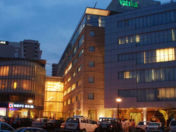 Vatika Atrium, Golf Course Road