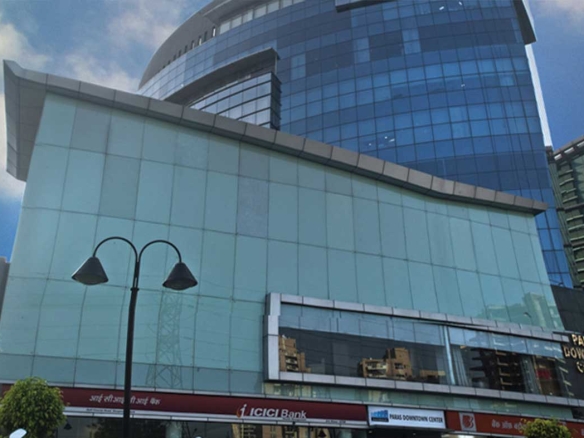 Paras Down Town Centre