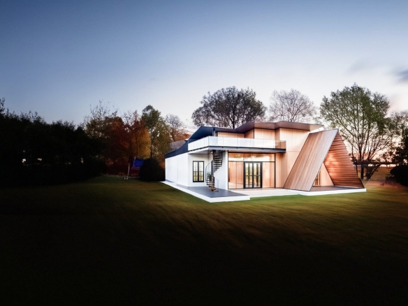 WHISPERING WOODS – Luxury Farmhouse Of Delhi-Mumbai Expressway